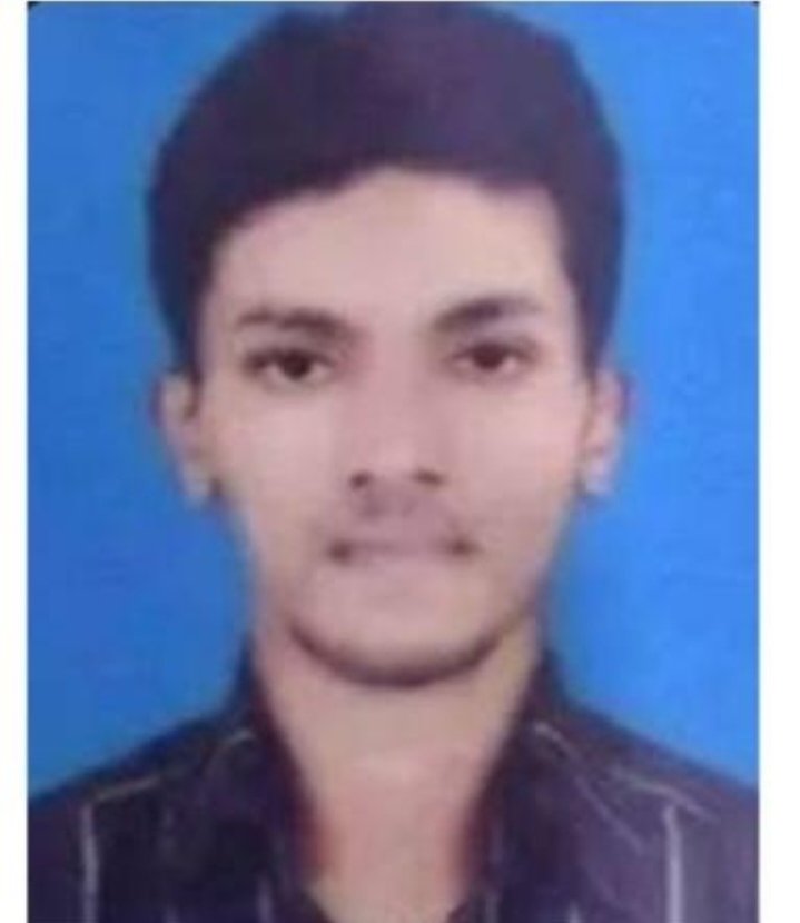 shafeek56202430's tweet photo. ಇಲ್ಲಿ ಒಬ್ಬ ರೌಡಿ ಶೀಟರ್ ಕೊಲ್ಲಲ್ಪಟ್ಟಾಗ, NIA ಅಧಿಕಾರಿಗಳು ಪ್ರಕರಣದ ತನಿಖೆಗೆ ಬರುತ್ತಾರೆ. ಅಮಾಯಕ ಮುಸ್ಲಿಂ ಯುವಕರು ಕೊಲ್ಲಲ್ಪಟ್ಟಾಗ, ಯಾವುದೇ ಅಧಿಕಾರಿಗಳು ತನಿಖೆಗೆ ಬರುವುದಿಲ್ಲ. ಇದು ಎಂಥ ನ್ಯಾಯ?
@CMofKarnataka @DKShivakumar @DrParameshwara
#UAPAforAshrafRaheemMurderers
#JusticeForMangaloreMuslims https://t.co/Wn5D9UHdzF