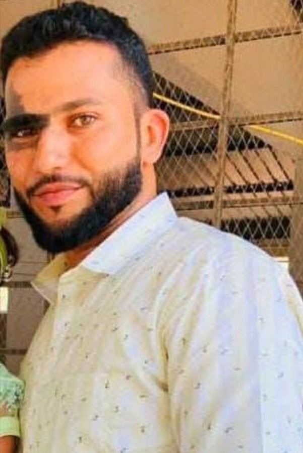 shafeek56202430's tweet photo. ಇಲ್ಲಿ ಒಬ್ಬ ರೌಡಿ ಶೀಟರ್ ಕೊಲ್ಲಲ್ಪಟ್ಟಾಗ, NIA ಅಧಿಕಾರಿಗಳು ಪ್ರಕರಣದ ತನಿಖೆಗೆ ಬರುತ್ತಾರೆ. ಅಮಾಯಕ ಮುಸ್ಲಿಂ ಯುವಕರು ಕೊಲ್ಲಲ್ಪಟ್ಟಾಗ, ಯಾವುದೇ ಅಧಿಕಾರಿಗಳು ತನಿಖೆಗೆ ಬರುವುದಿಲ್ಲ. ಇದು ಎಂಥ ನ್ಯಾಯ?
@CMofKarnataka @DKShivakumar @DrParameshwara
#UAPAforAshrafRaheemMurderers
#JusticeForMangaloreMuslims https://t.co/Wn5D9UHdzF