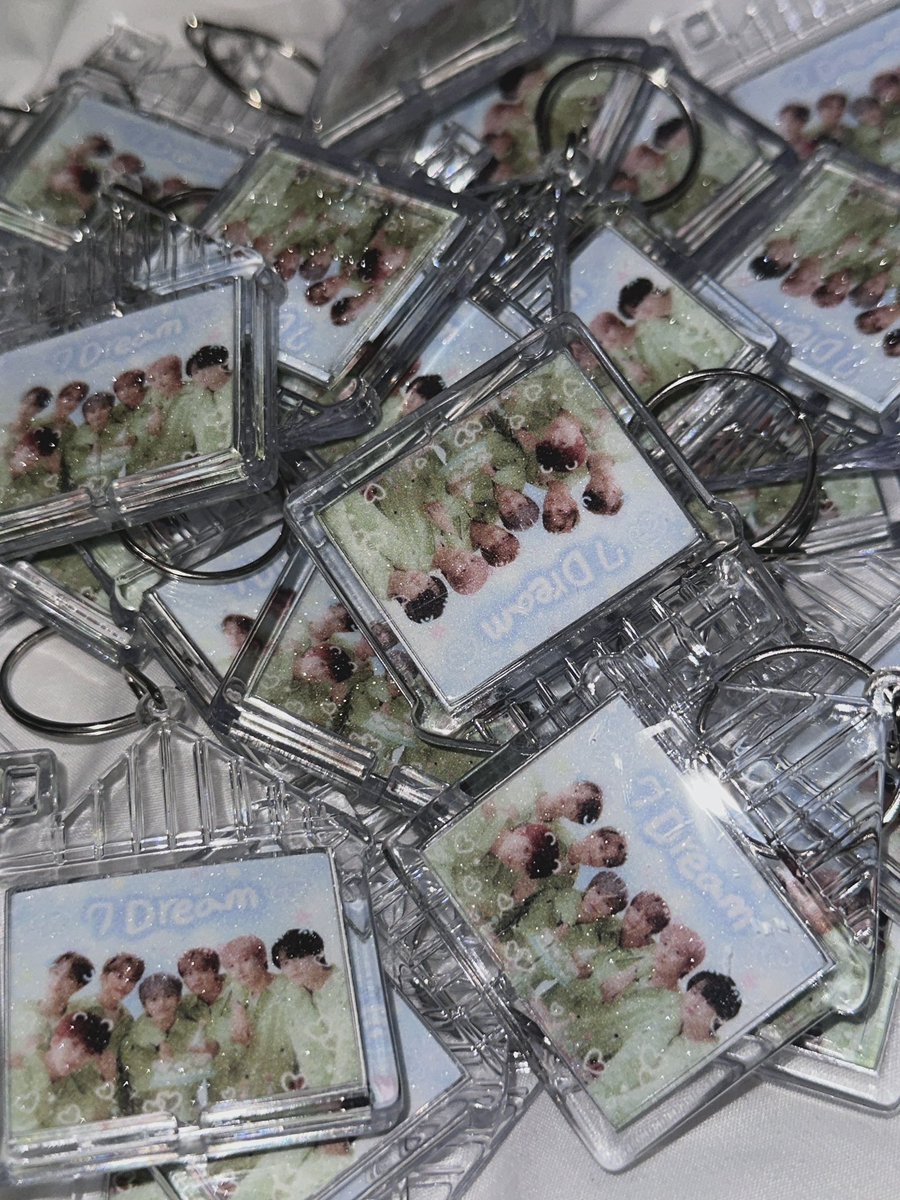 slow 𝐑𝐨𝐬𝐞 tweet media