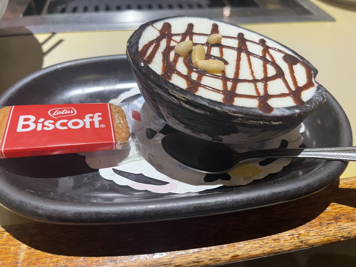 masatedesuo's tweet photo. ココナッツアイス美味しかった🥥 https://t.co/dgMf1OyqSH