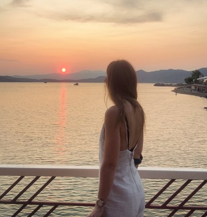 Ελεύθερος.. δεν σημαίνει πάντα μοναχικός και σε σχέση, δεν σημαίνει πάντα ευτυχισμένος..