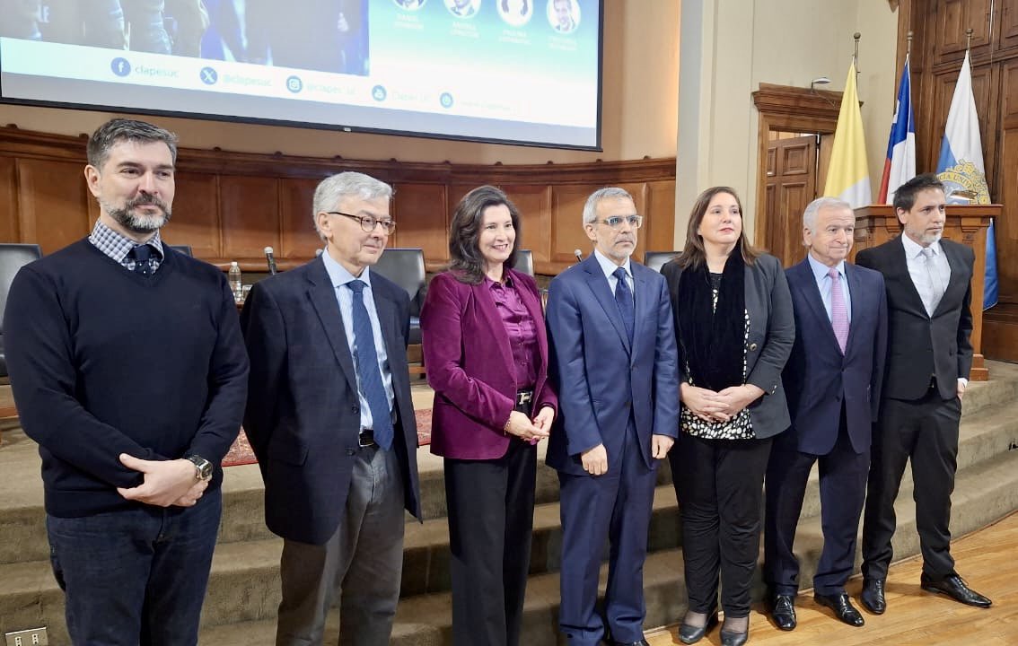 CLAPES UC tweet media