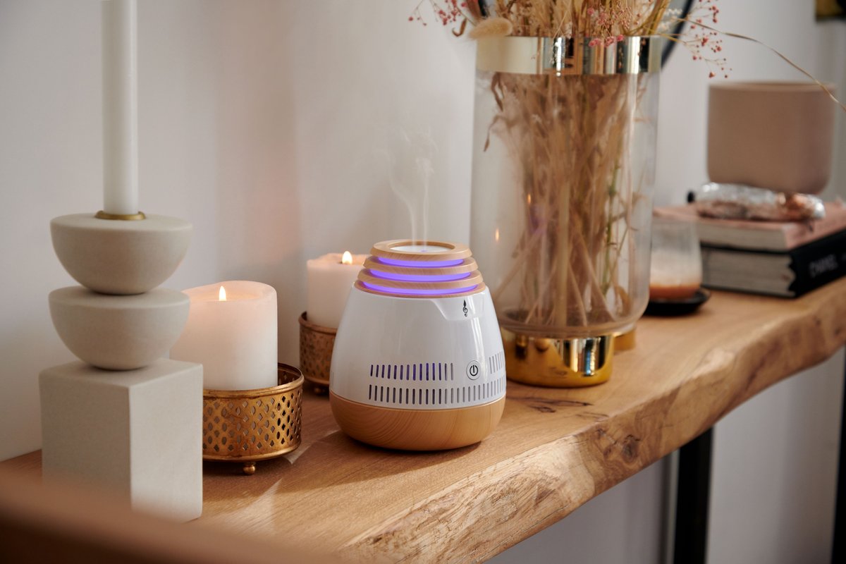 BigbenFrance's tweet photo. A l'occasion de la #JourneeMondialeDuBienEtre, faites-vous du bien et profitez d'une remise de 30% avec le code BIENETRE25 sur l'ensemble du site #Aromasound ➡️ https://t.co/dTBFRcrplg 😌🌫️
#BonPlan #Promo #Diffuseur #HuileEssentielle https://t.co/bgCLLvsM2w