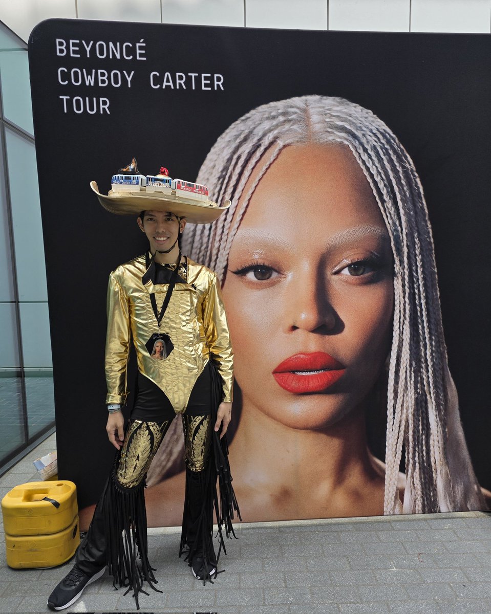 WasedaBeyonce's tweet photo. Today's my outfit

BEYONCÉ MONORAIL https://t.co/Pnbqw0LALr