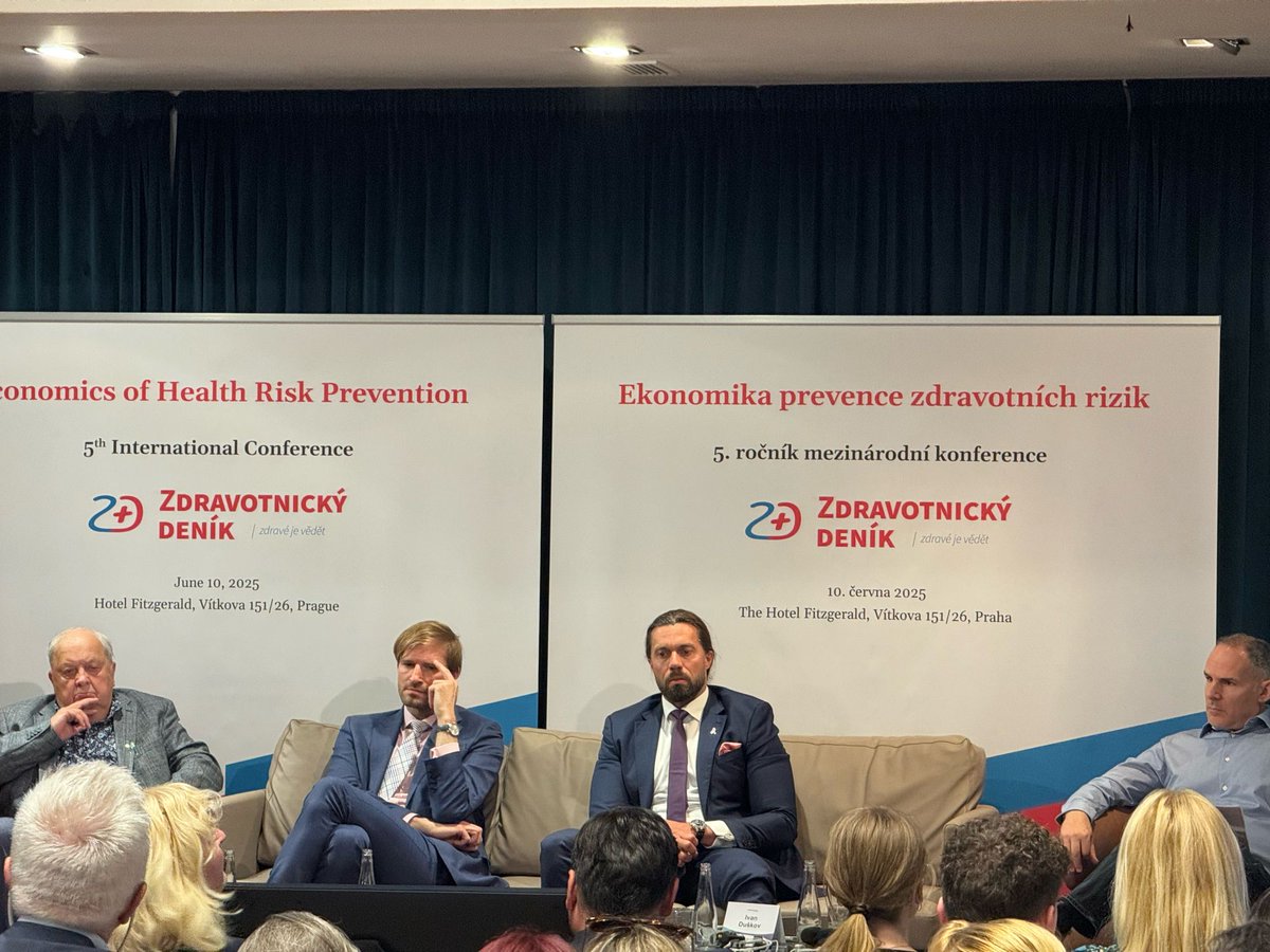 👀 Sledujte konferenci ŽIVĚ: facebook.com/share/v/18zHoK…

👉🏼🎙️ Aktuálně probíhá debata na téma Budoucnost zdravotních politik – přežijí dosavadní strategie?
