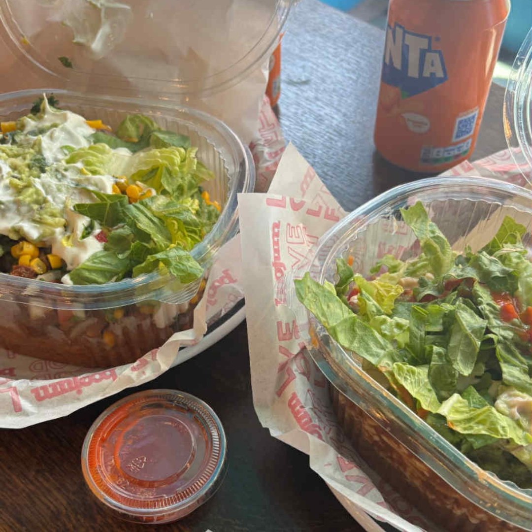 What's better than a burrito bowl? 
TWO!
📸@armissfoods