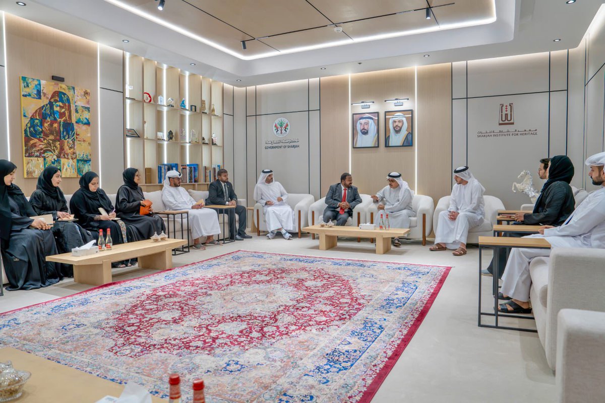 Ambassador H.E. <a href="/mundhu_maldives/">Mohamed Hussain Shareef (Mundhu)</a> visits and tours Sharjah Institute for Heritage;  meets with Chairman Dr. AbdulAziz A Musallam and discusses forging Maldives-UAE ties in historical research and cultural exchanges.
