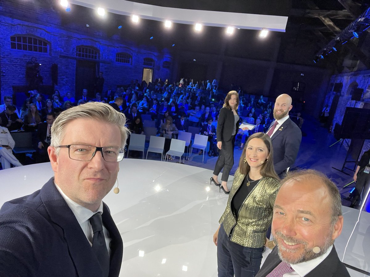 “Most effective stratcom is rooted in tangible real world capabilities, decisions, actions and effects”. On the stage in #RigaStratComDialogue #WeAreNATO