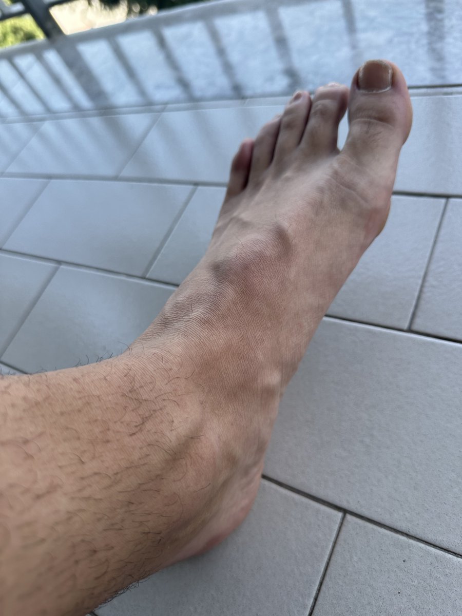 Wanna lick? 👅 RETWEET