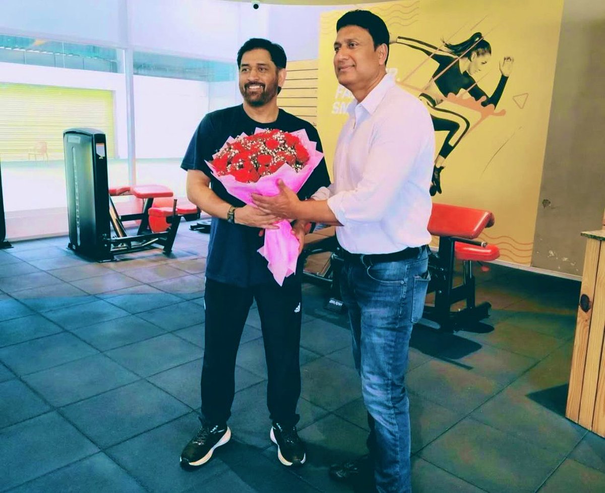 Caught him during Gym!!!

Thala literally hates to flex his personal victories!!!😭🙏🏻