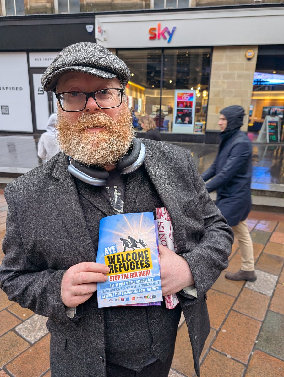 Stand Up to Racism - Scotland (@sutrscotland) on Twitter photo Despite the weather, comedian <a href="/frankieboyle/">Frankie Boyle Updates</a> took some time out of his day to help promote the 'Aye Welcome Refugees' national demonstration and carnival on Saturday June 21st to commemorate #WorldRefugeeDay! Despite the weather, comedian <a href="/frankieboyle/">Frankie Boyle Updates</a> took some time out of his day to help promote the 'Aye Welcome Refugees' national demonstration and carnival on Saturday June 21st to commemorate #WorldRefugeeDay!