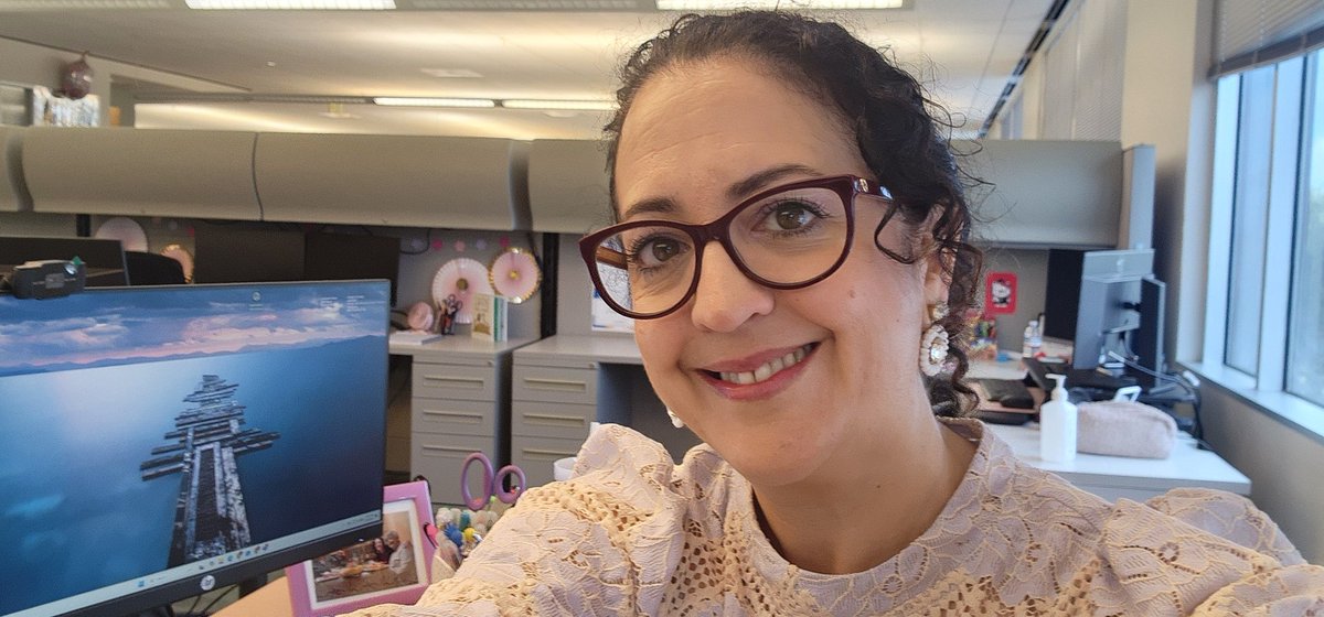 💢Starting my new role at HISD is being amazing: New people, new things, lots of learning...And today new team!! Go Dual Language Team!!💯💢💫