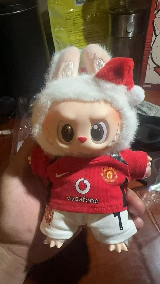 Xianyi_Hitle's tweet photo. When #labubu Meets My #manchesterunited🥰🥰 https://t.co/XeTngas3zW