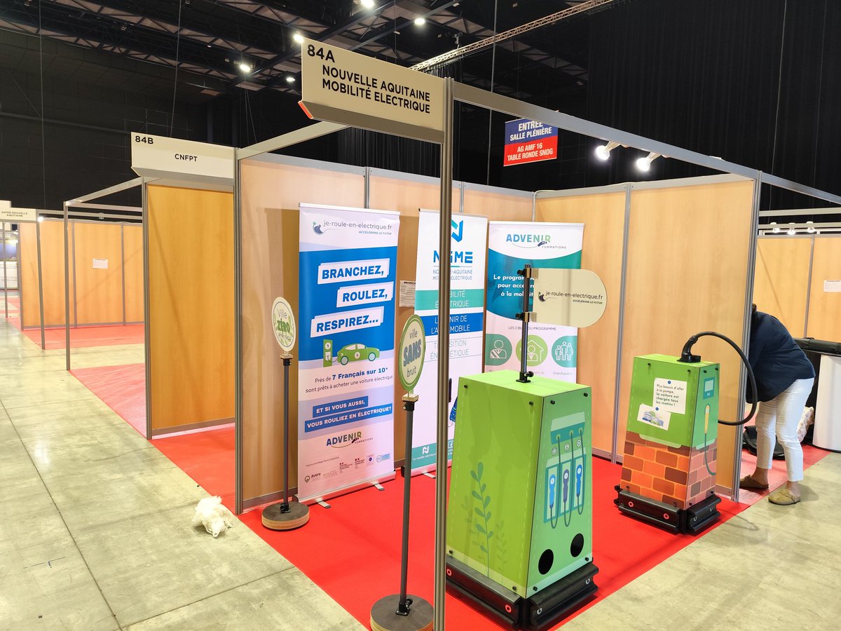 Association NAME tweet media