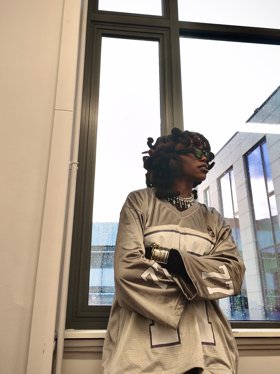 Big Swag 🖤 #lavidatour