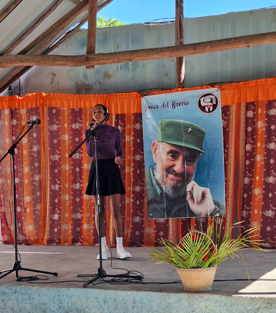 BrigadaJMCueto's tweet photo. "Donar es un acto de amor que transciende el tiempo". Participa la Bjm y Aficionados en al acto municipal por el día del donante con la participación de los principales dirigentes del territorio.
#BjmPresente 
#QueNuestriArteSeaElDeTodos
#DiaDelDonante https://t.co/CSCbOtTXhV