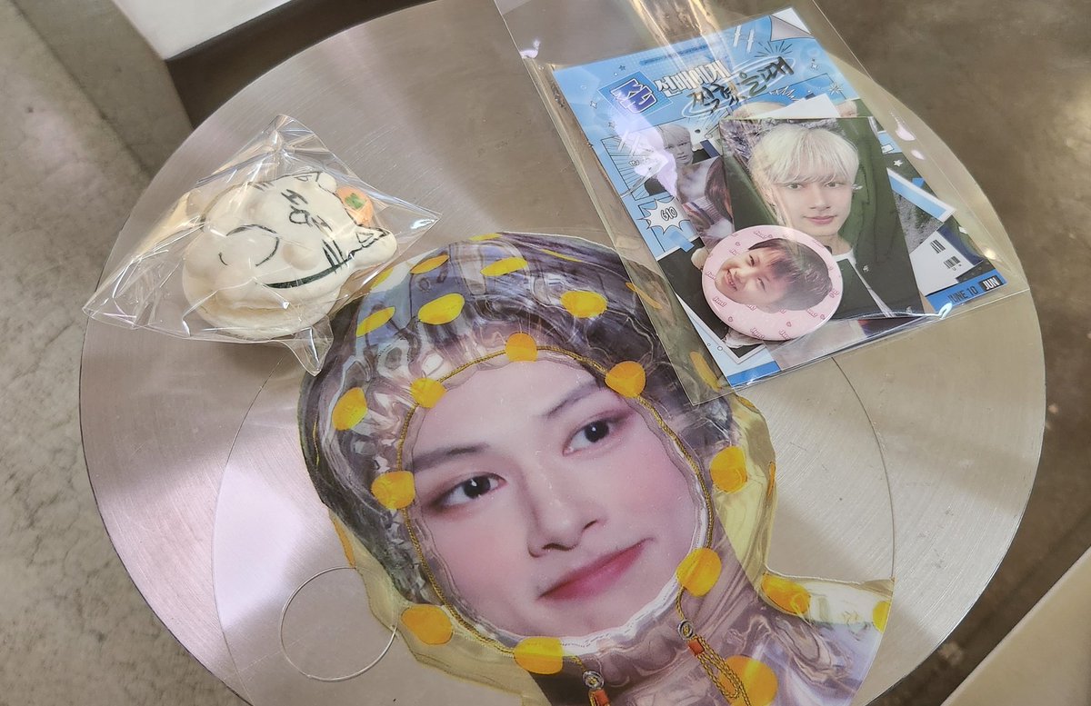 당당감체 tweet media