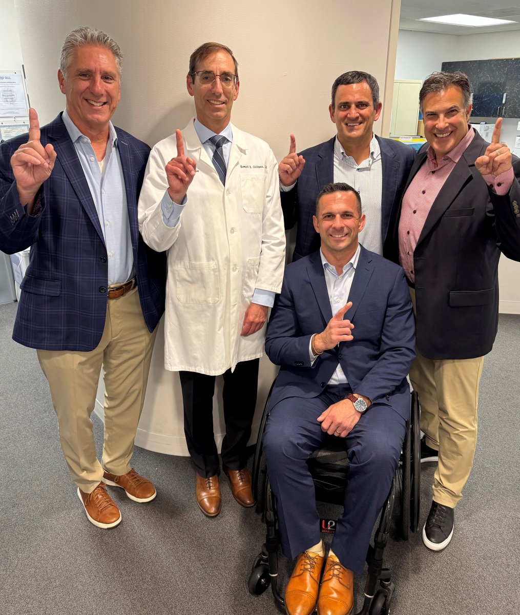 First use of the Glean Urodynamics System since cleared by the FDA!! Dr. Howard Goldman broke the ice and successfully used Glean to collect bladder data and use the test output to make a diagnosis. 

Full story in our press release: cle.clinic/45LrVME

#CCF #BrightUro