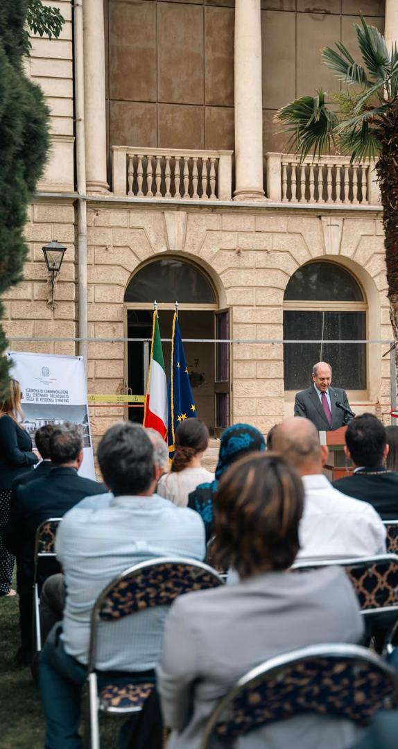 Italy in Iran tweet media