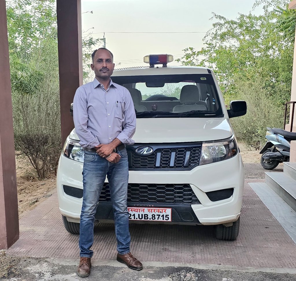 "नेतृत्व पद में नहीं, उद्देश्य में होता है।"
(Leadership is not in the position, it’s in the purpose.)
                               पूज्य #धनी_मातंग_देव