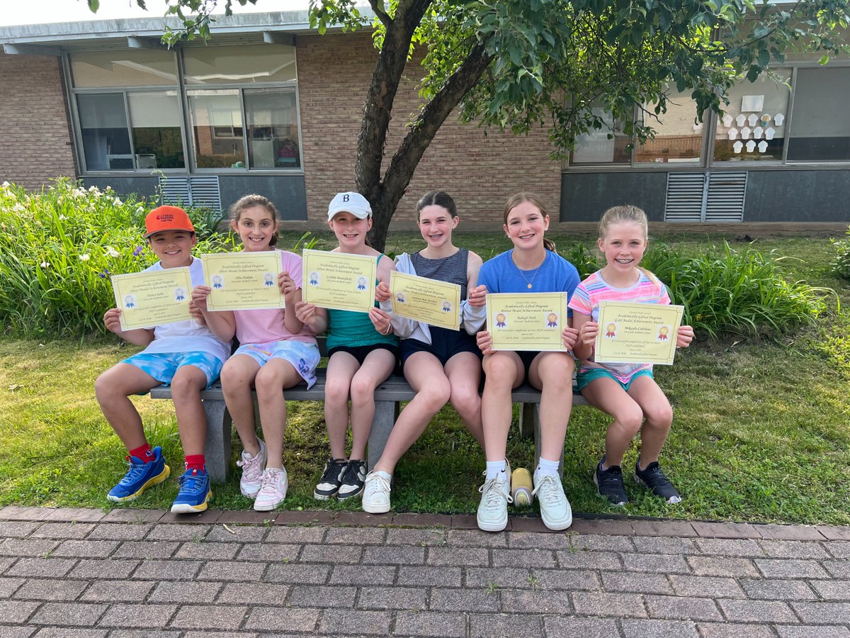 Congratulations to the 4th - 6th-grade Doolittle Academically Gifted Program (AGP) Medalists for the 2024-25 school year! These deserving students placed in a variety of medals, including bronze, silver, and gold. #cheshirepublicchools #doolittleschool
