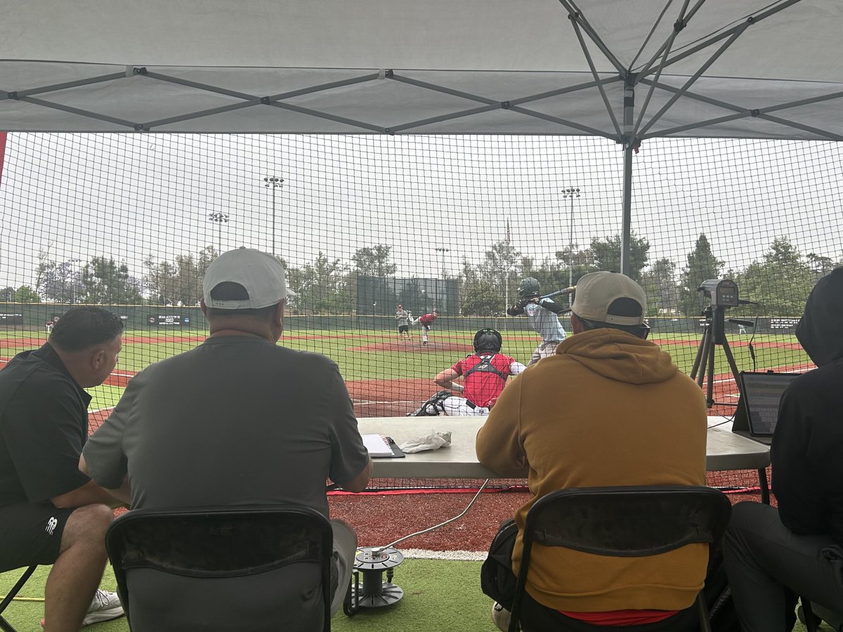 TimMontez's tweet image. OUAZ day two at Showball Showcase at Hart Park, Orange, CA. 👊🙏⚾️