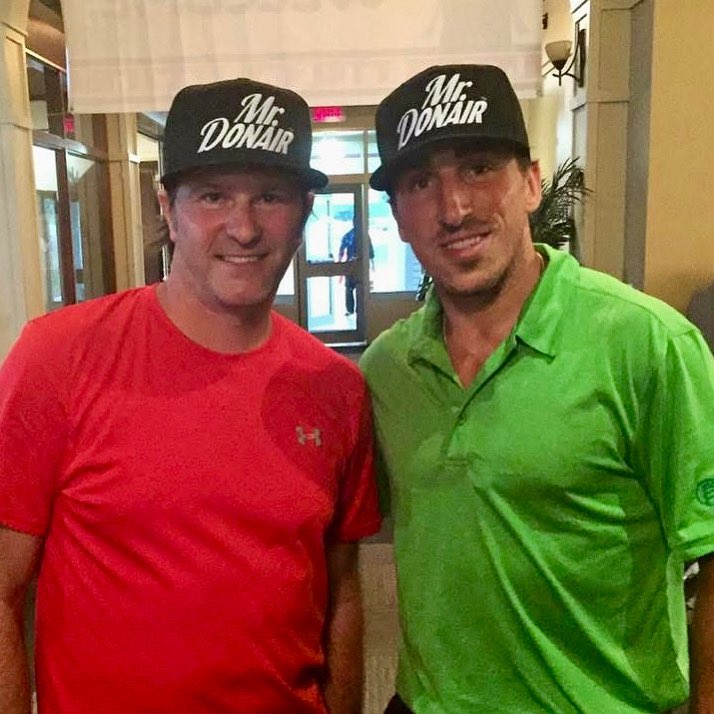 That donair line still going strong, eh? 💪🏼

#Halifax #NovaScotia #donairs #bradmarchand #nhlplayoffs #officialfood #mrdonair #iykyk #legends #WhereYouComeFromMatters  #EastCoastEats #donairsauce
  🏒 #PowerPlayProtein #MeatSnackGoals 🔥 #donairline #TeamCanada 🇨🇦#FuelYourGame