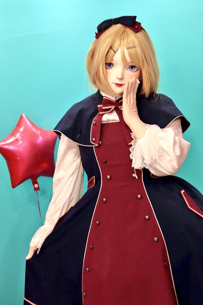 ekatsim_citsym's tweet image. 🙅「卓球の上手なレッサーパンダさん、撮影も上手なんだね！！」

YouTubeも始めたみたいで本当に何でもやってる…🫠🫠🫠

📷️
1枚目:チョコちゃん🍫(@pony081818)
2枚目:@gerorineさん💕

#えれてぃきぐ0601  #studioTWO