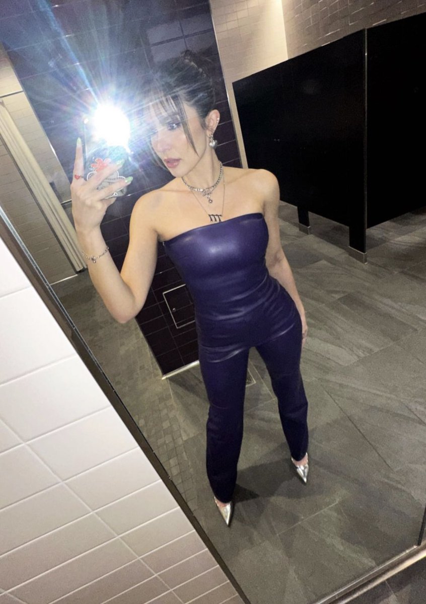 i can’t even count the times
i settled for these scribbled lines
tell me won’t you stay awake?