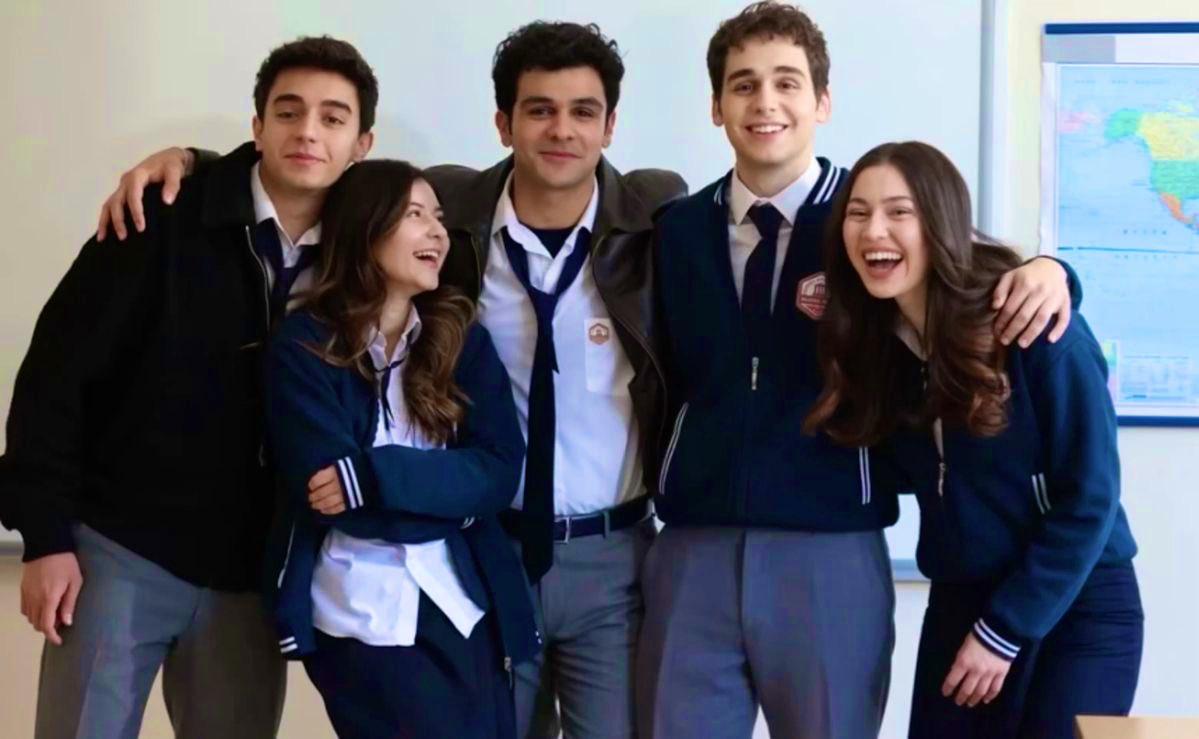 titaniasnymph's tweet photo. #canborcu fam ship kavgaları yaparken kamera arkasında onların dostluğu..🥹🧿🫂 ha bu arada forever #atrüz 💖
• #doğrüz • #atdef • https://t.co/ZMnzgHRrIq