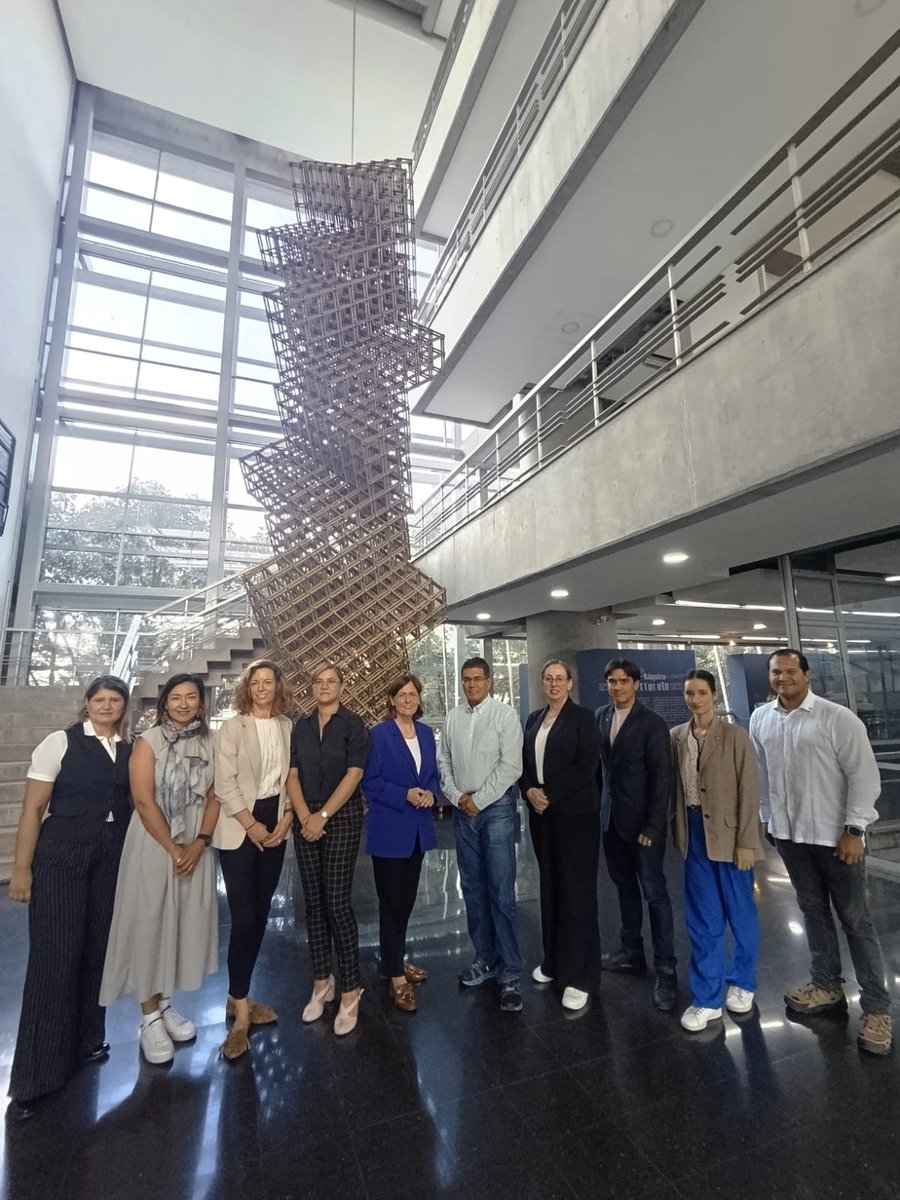 #InvestigaciónUdeA  Recibimos en la #UdeA una delegación de la Deutsche Forschungsgemeinschaft —DFG—, la principal organización de financiación de la investigación en Alemania y la más grande de #Europa. Su enfoque en la excelencia y la innovación la convierte en un aliado