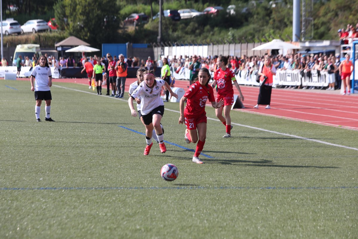 Hoxe compartimos algunhas das imaxes do encontro que protagonizaron o <a href="/CFDUMBRIA1/">CF DUMBRIA</a> e o <a href="/Muxiacf/">C.F. Muxía</a> na quinta edición da Copa da Costa feminina disputada no San Paio de Refoxos de Cee.

📸 #fotofuentes