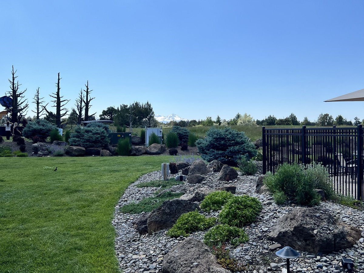 daveyhubb's tweet image. On to the next cooking adventure! Nice resort here in Oregon! #travelingchef