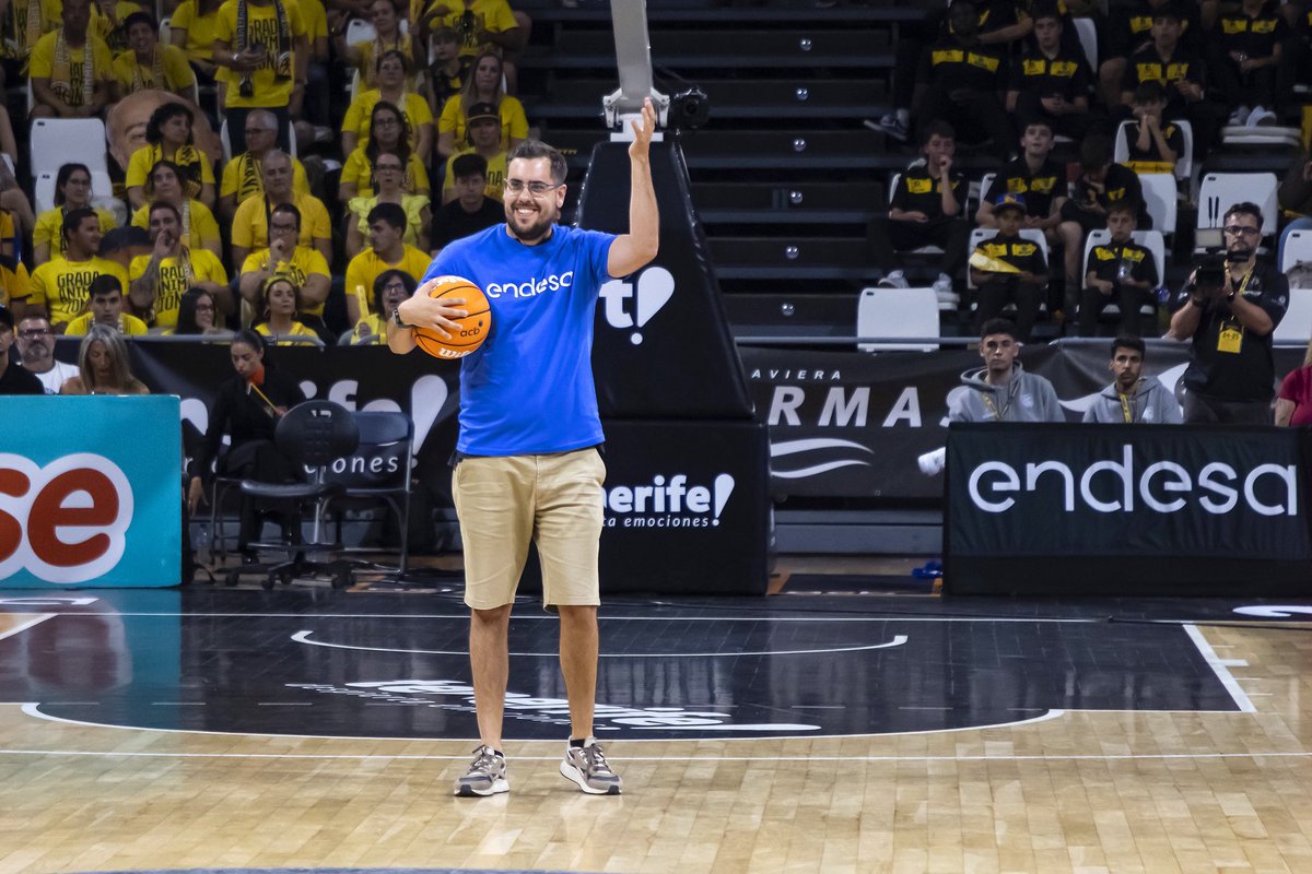 La Laguna Tenerife tweet media