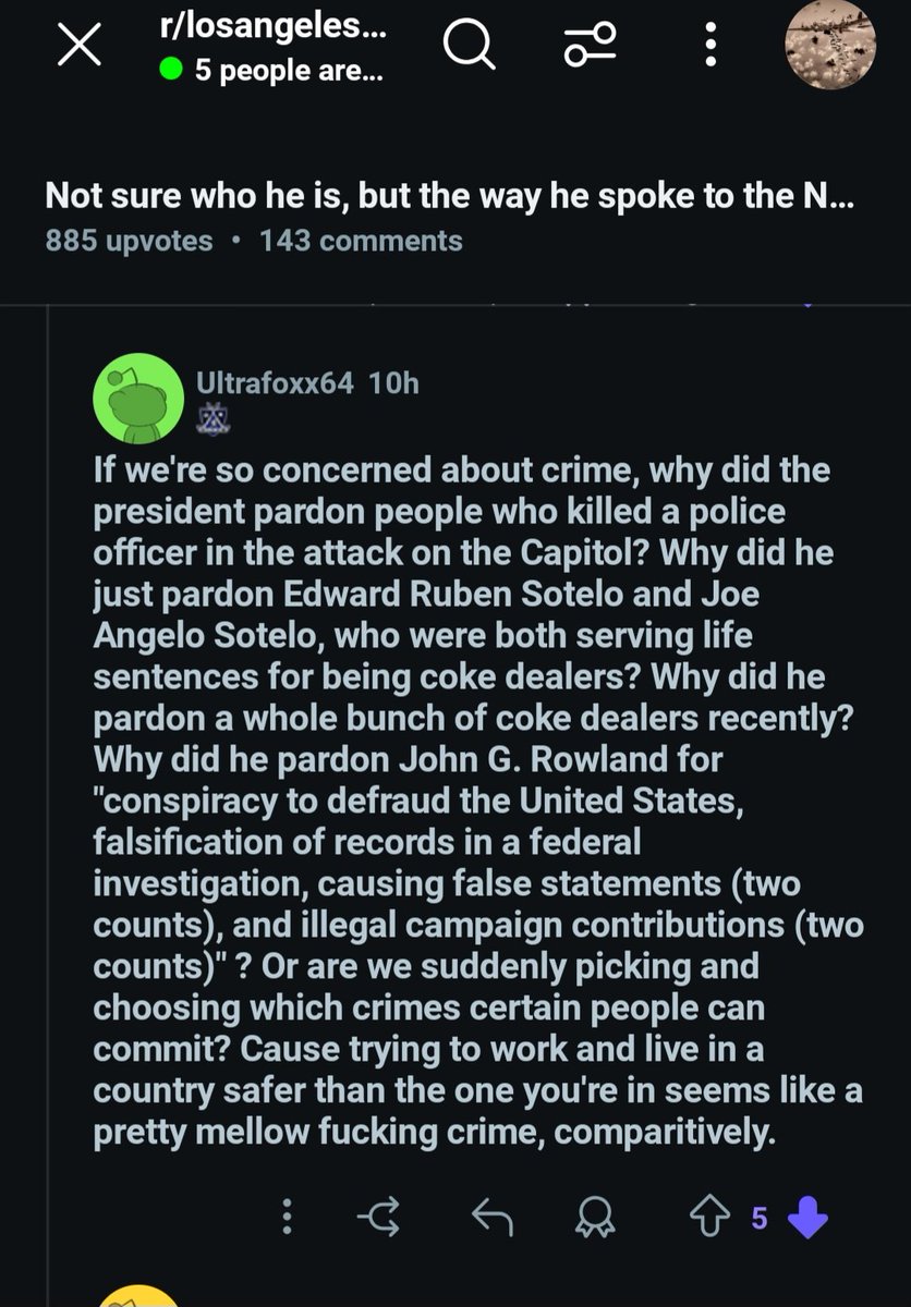 yrunsyndylyfu's tweet image. Still pushing the narrative that a police officer was killed on J6. This is on a hockey sub, btw
cc: @reddit_lies