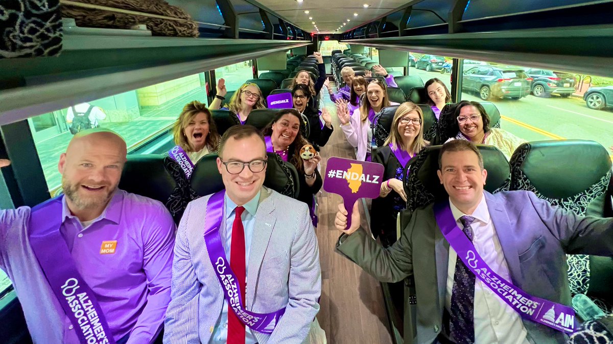 Illinois Advocates are on the bus and ready to paint Capitol Hill PURPLE 💜 #ENDALZ #AlzForum