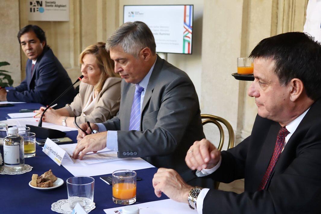 Società Dante Alighieri tweet media