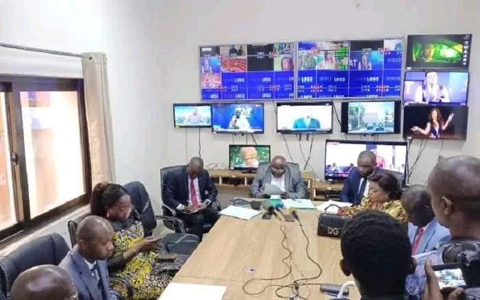 #RDC: Le CSAC recommande aux acteurs politiques et sociaux de s'abstenir des toutes déclarations, attitudes et comportements qui porteraient atteinte à l'unité, à la cohésion et à la sécurité nationale.