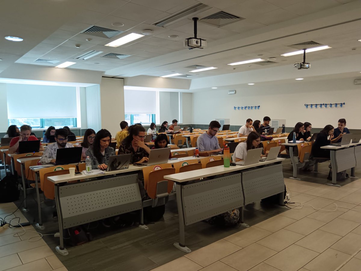 RSGItOfficial's tweet image. BioHackathon Teams at Work! 🧠
We’re thrilled to see so many participants at our #First #International #BioHackathon of #BITS2025, proudly organized in collaboration with Young BITS and @young_infolife 🌍💡
🚀 Let the best team win!
