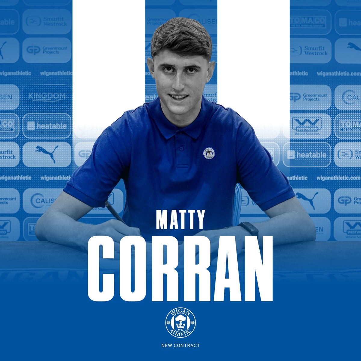 LaticsOfficial's tweet photo. ✍️ We are delighted to announce that Matty Corran has signed a one-year contract extension with the Club ahead of the 2025/26 campaign. 

Congratulations, Matty! 💙

#wafc 🔵⚪️ | @Latics_Academy