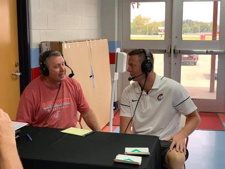 Happy Birthday to the voice of the Lakers Randy McCallon. We hope you have a great day and appreciate everything you do for our program. 
🥳🧁🎊