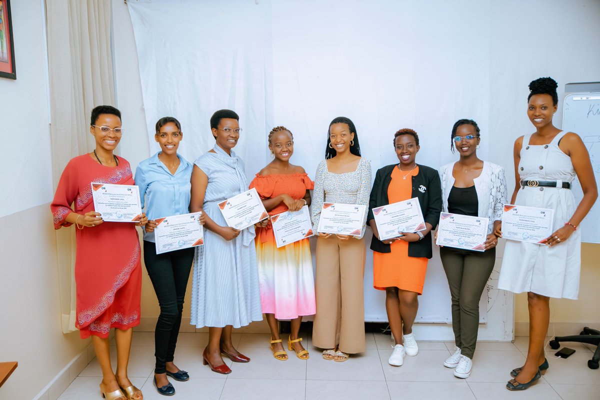 Arnechresearch's tweet photo. 🧵5/5
🙏Merci à tous les participants pour leur engagement et bravo pour votre certification !
📢 Rendez-vous très bientôt pour la 3ᵉ cohorte !
🔗 Suivez-nous pour ne rien manquer des prochaines sessions !
#ARNECH #DHIS2 #DataDriven https://t.co/CLPWK9mB6T