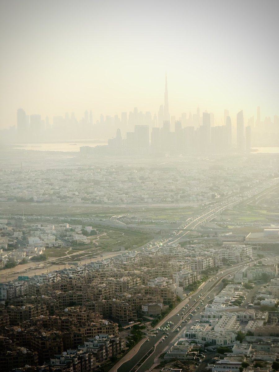 00ken_p's tweet image. Welcome to Dubai
#Dubai
#iphone15promax