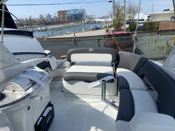 2022 Crownline 280 SS
$99,500.00
Located in OH
yachtauctions.com/browse/2022-cr…