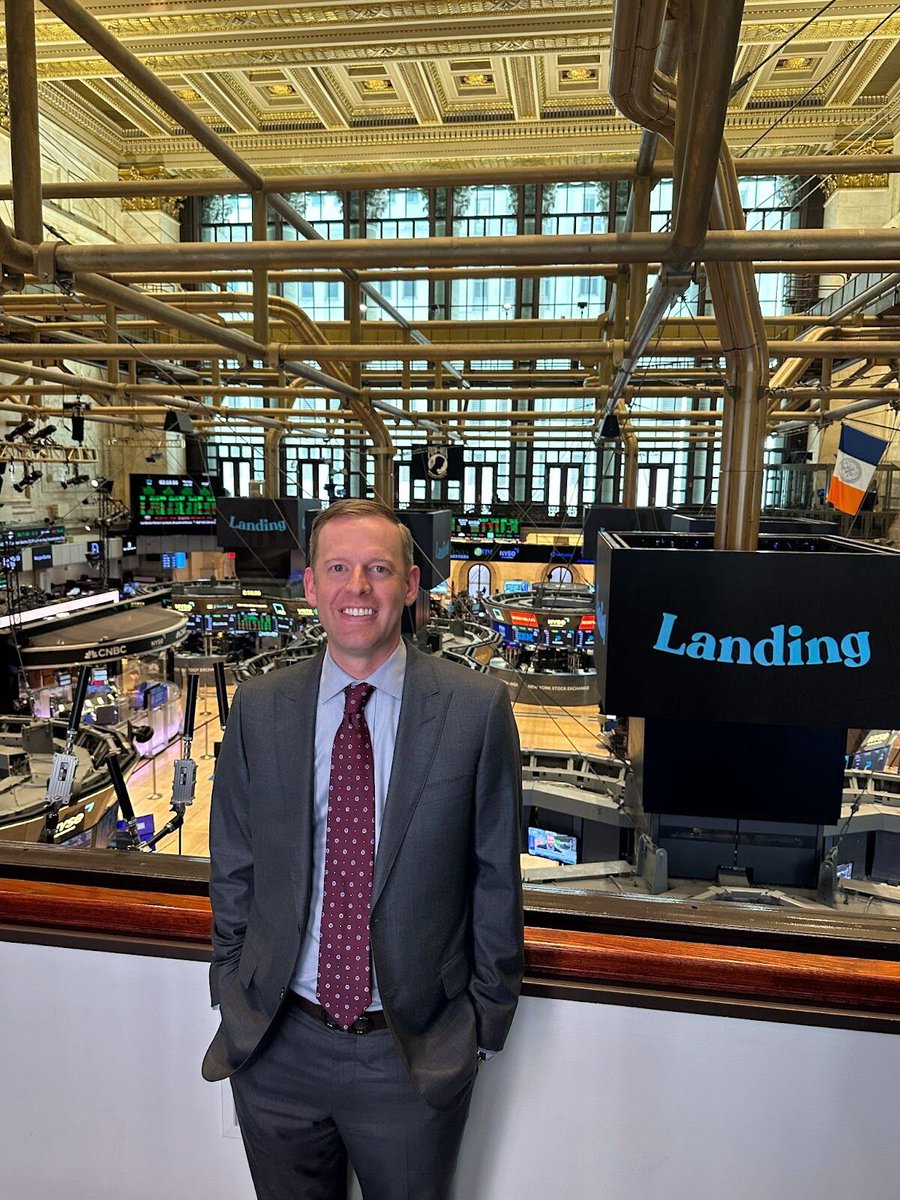When I was a kid in the ’90s, I spent summer days watching CNBC.

I dreamed of being a trader on the floor of the NYSE, in the middle of the action. Luckily, I didn’t go that route – trading has gone almost fully electronic.

But last August, I got to live out that dream in a