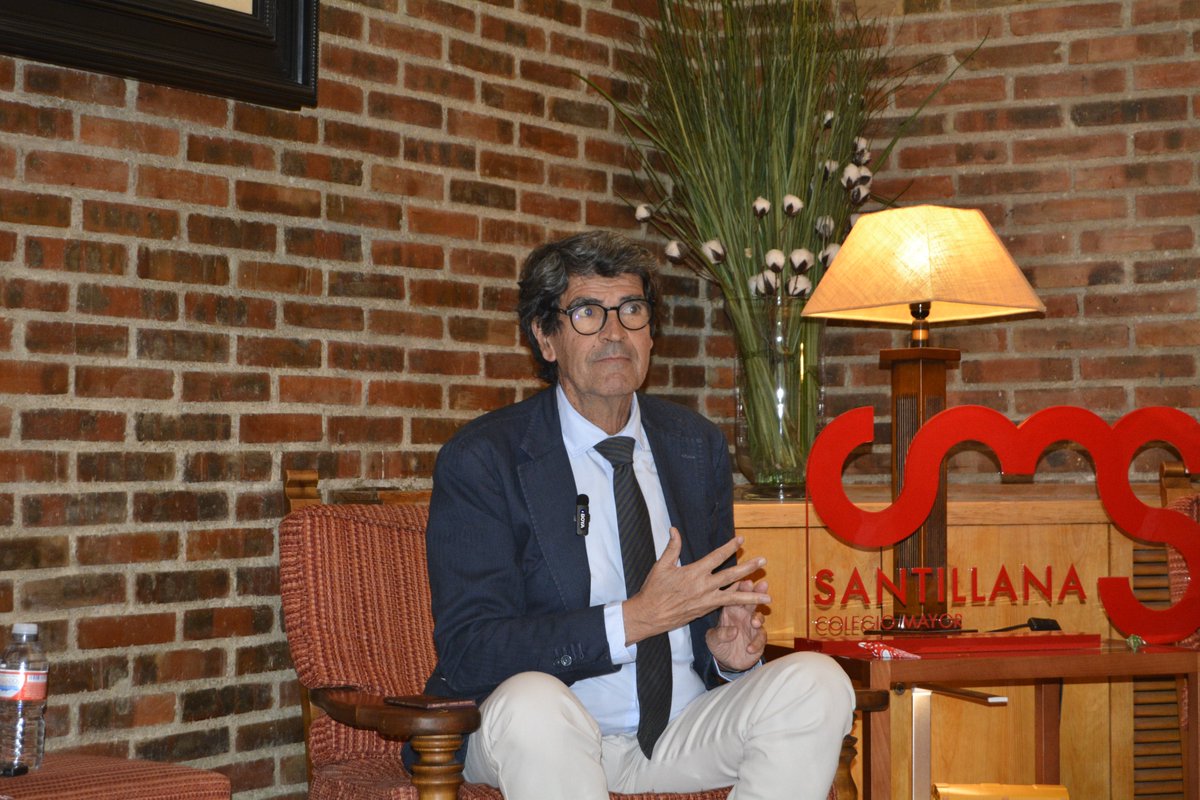 Colegio Mayor Santillana tweet media