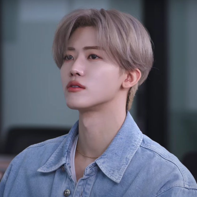 hourlyjaeminn's tweet photo. NANA                                        JAEMIN https://t.co/GqEswu4hYY
