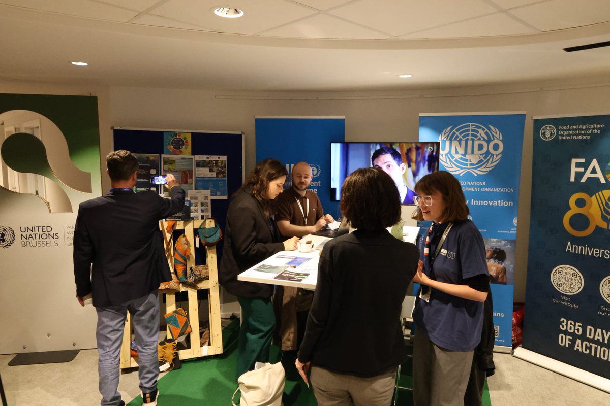 UN Environment Programme (UNEP) Europe 🌱 (@unep_europe) on Twitter photo At the 🇺🇳<a href="/UNinBrussels/">United Nations in Brussels</a> stand during #EUGreenWeek,
<a href="/UNEP/">UN Environment Programme</a> showcased bold solutions for circularity in textiles, plastics, minerals & metals - featuring a call to #BeatPlasticPollution,🇪🇺EU-funded flagships like #InTex & #GACERE, plus the #GreenJobs for Youth Pact.♻️#CircularEconomy At the 🇺🇳<a href="/UNinBrussels/">United Nations in Brussels</a> stand during #EUGreenWeek,
<a href="/UNEP/">UN Environment Programme</a> showcased bold solutions for circularity in textiles, plastics, minerals & metals - featuring a call to #BeatPlasticPollution,🇪🇺EU-funded flagships like #InTex & #GACERE, plus the #GreenJobs for Youth Pact.♻️#CircularEconomy