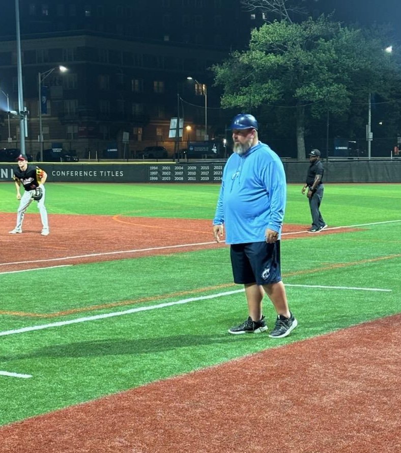 fbCoachLux's tweet photo. MCBL life....#GoClips, #FTB https://t.co/icHunQBfBU