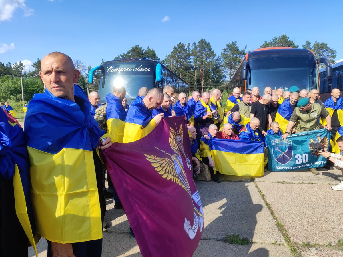 We continue the return of our people, as agreed in Istanbul. Today marks the first stage of the return of our injured and severely wounded warriors from Russian captivity. All of them require immediate medical attention. This is an important humanitarian act. 

Warriors from